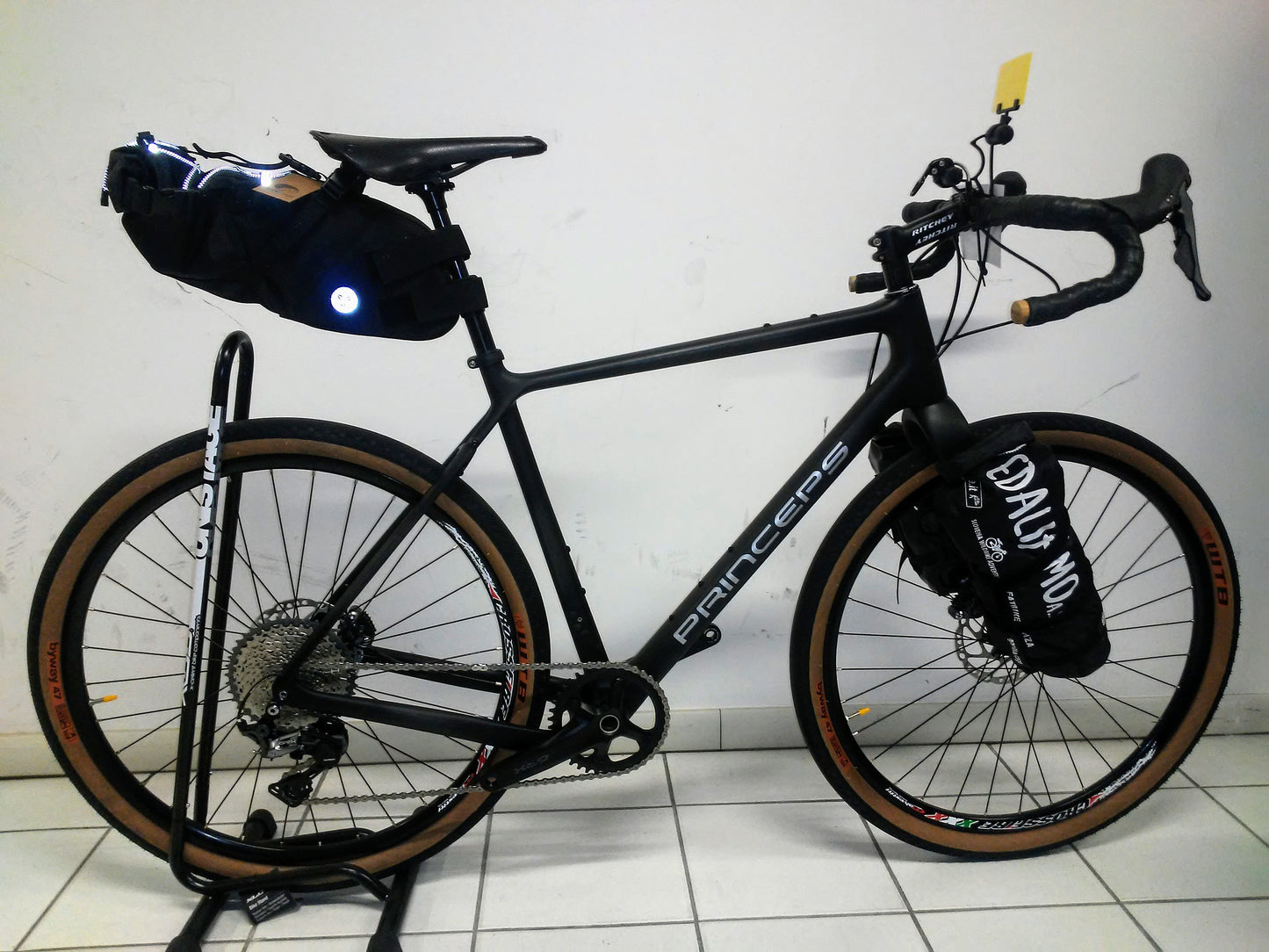 Princeps Bicicletta Gravel in carbonio