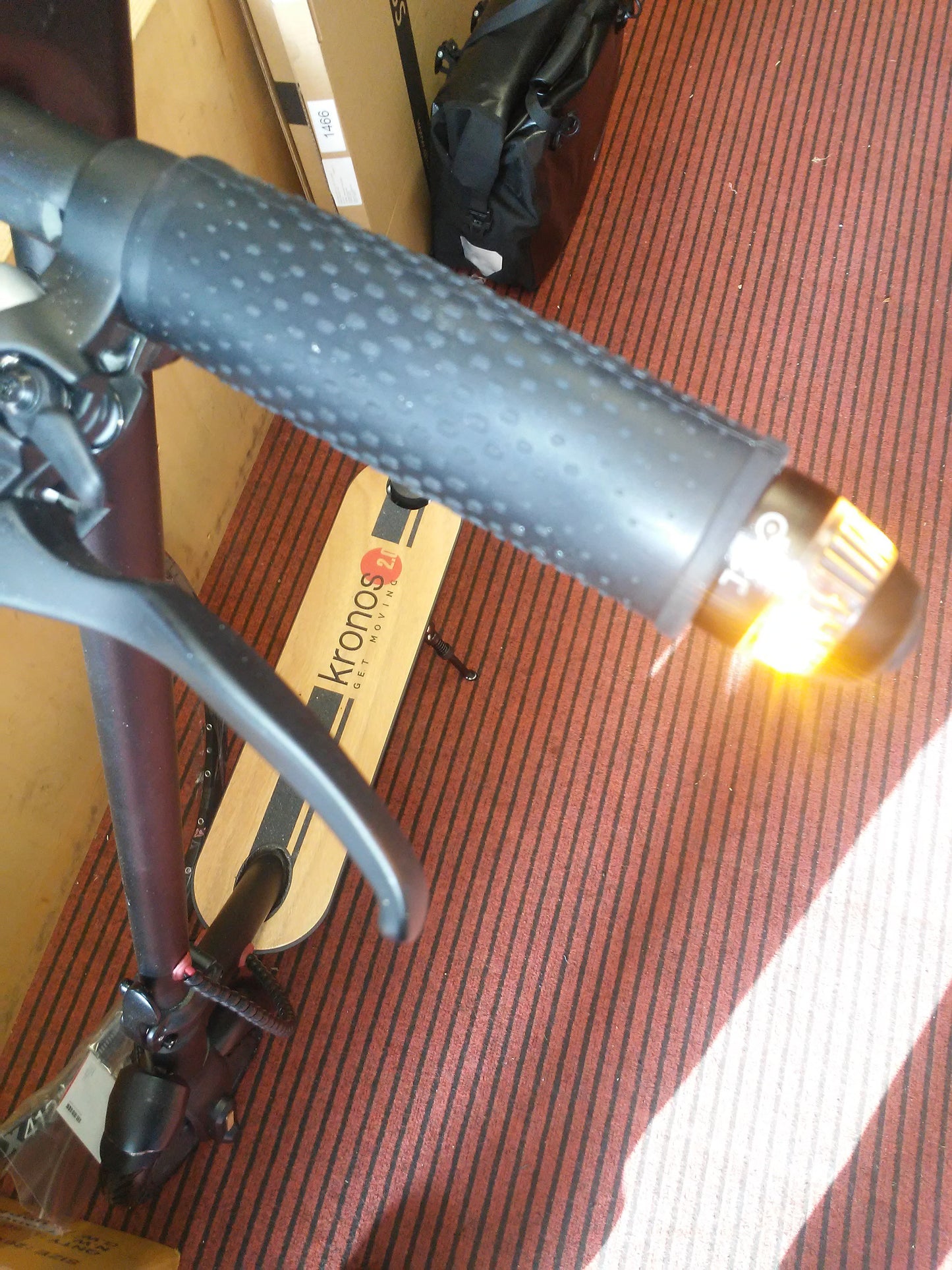 Mechane KRONOS 2.0 monopattino ruote 8,5" nero